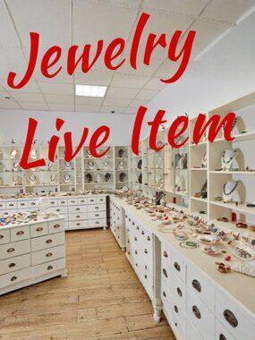 Unlisted Jewelry Live Show